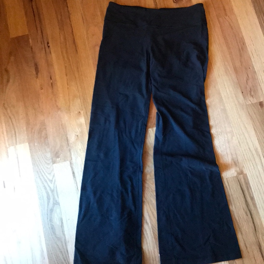 Lululemon yoga pants